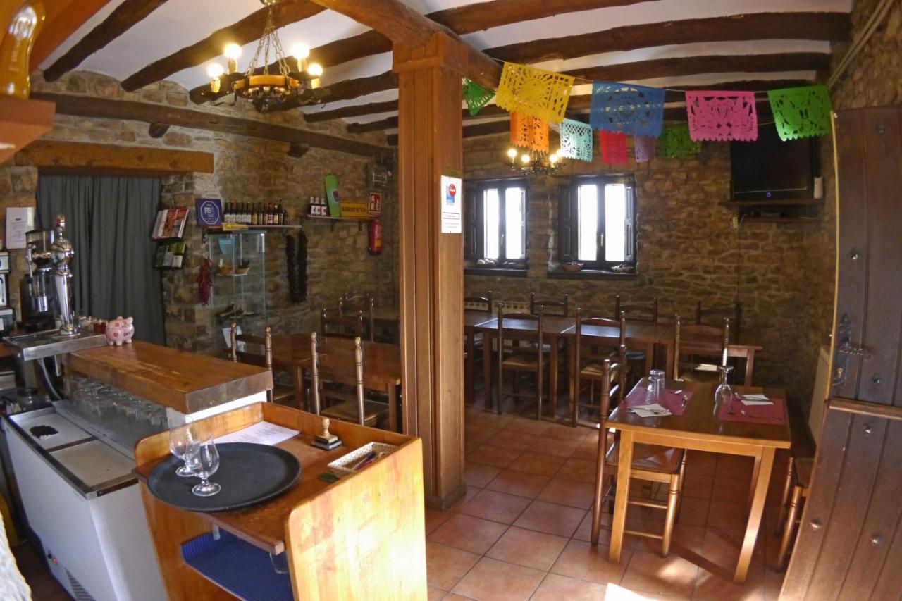 Albergue Restaurante De Artieda المظهر الخارجي الصورة